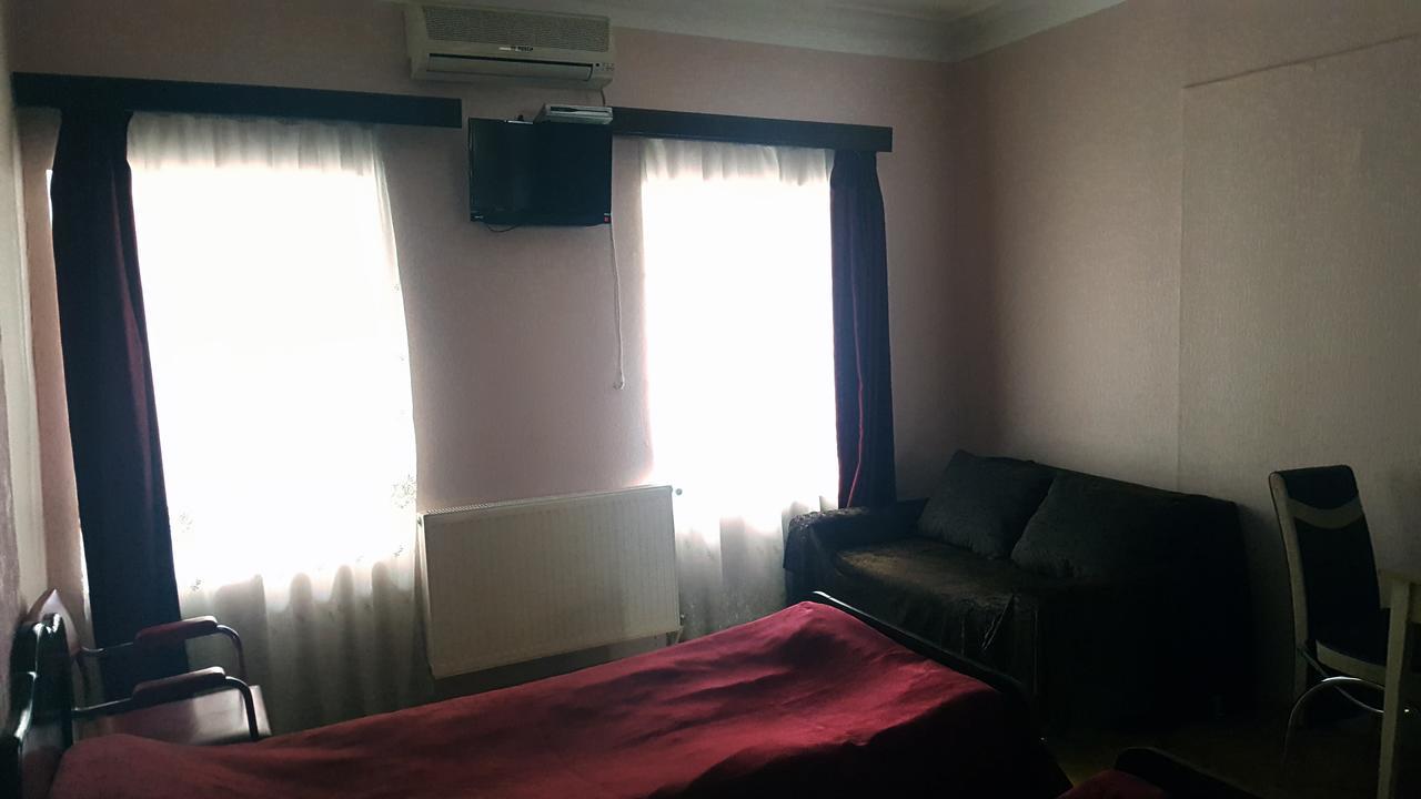 Homestay Nika Тбілісі Екстер'єр фото