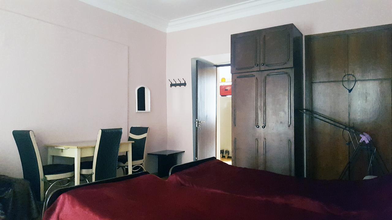 Homestay Nika Тбілісі Екстер'єр фото